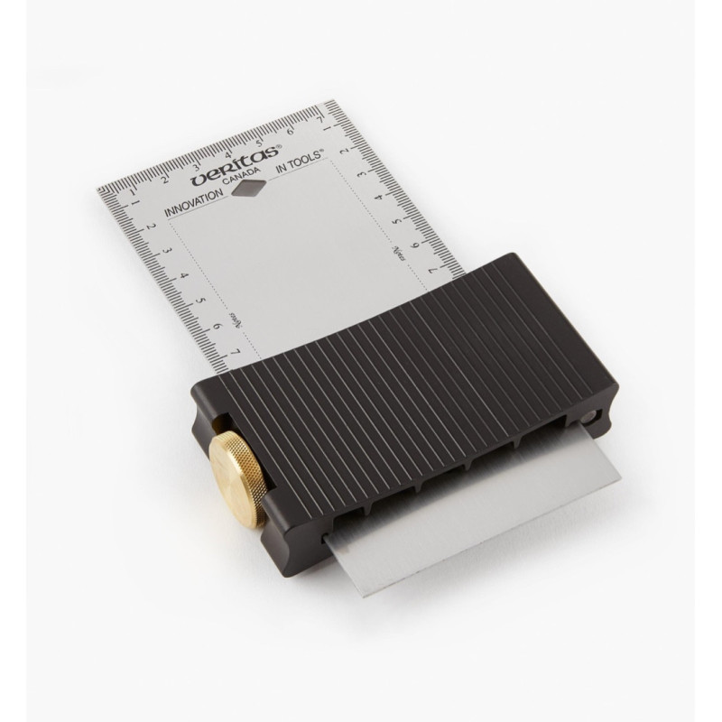 Veritas® Sliding Squares Metric