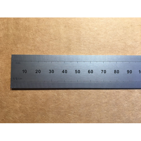 24" E/M Rigid round end rule