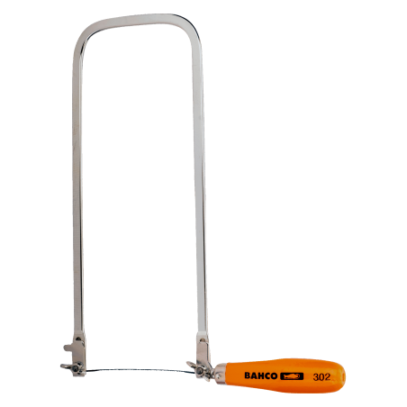 Lövsåg med trähandtag