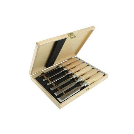 Set of 6 bevel edge chisels in wooden box